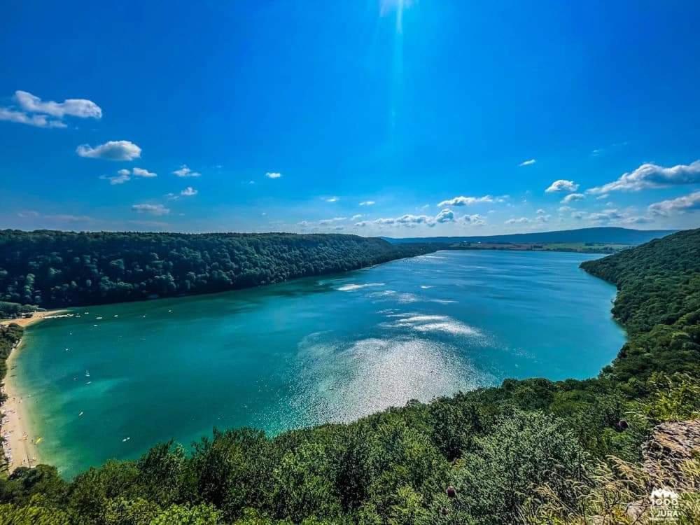 Gite 4 Personnes Proche Des Cascades Du Herisson Дусье Экстерьер фото